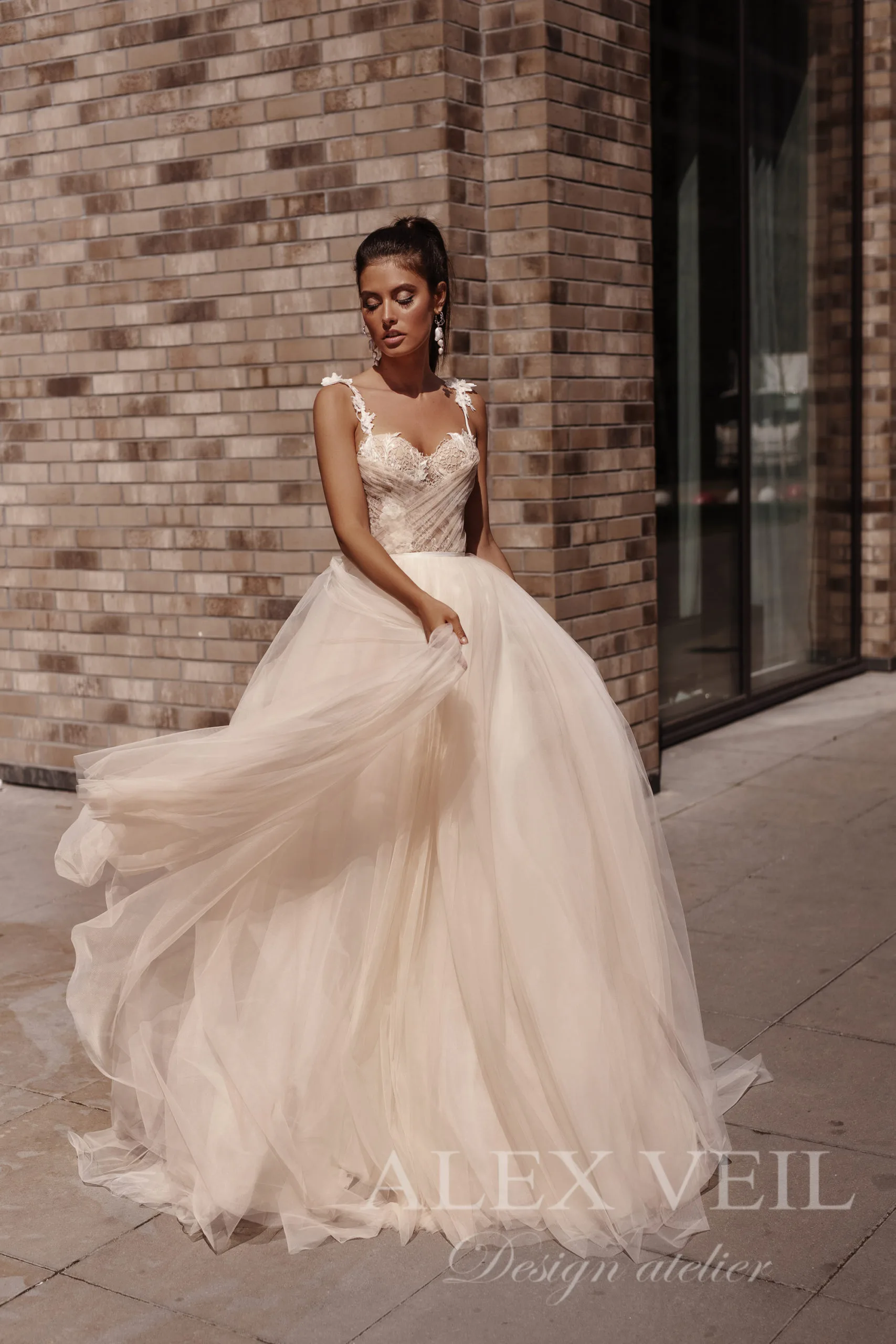 Свадебное платье ‘Antonia’ • Коллекция Enigma • AlexVeil Bridal Antonia — изображение 6