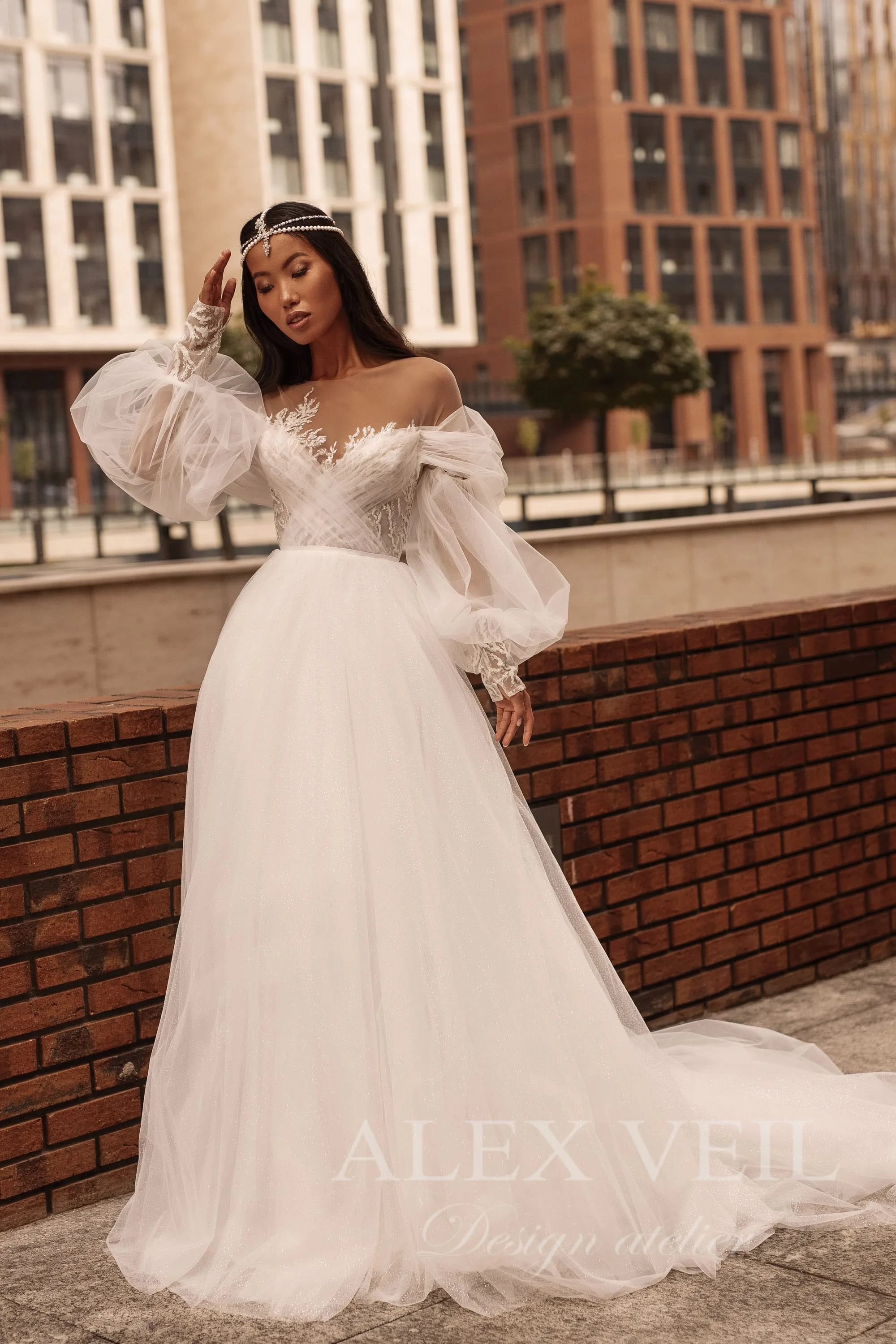 Свадебное платье ‘Estella’ • Коллекция The_ONE • AlexVeil Bridal Estella