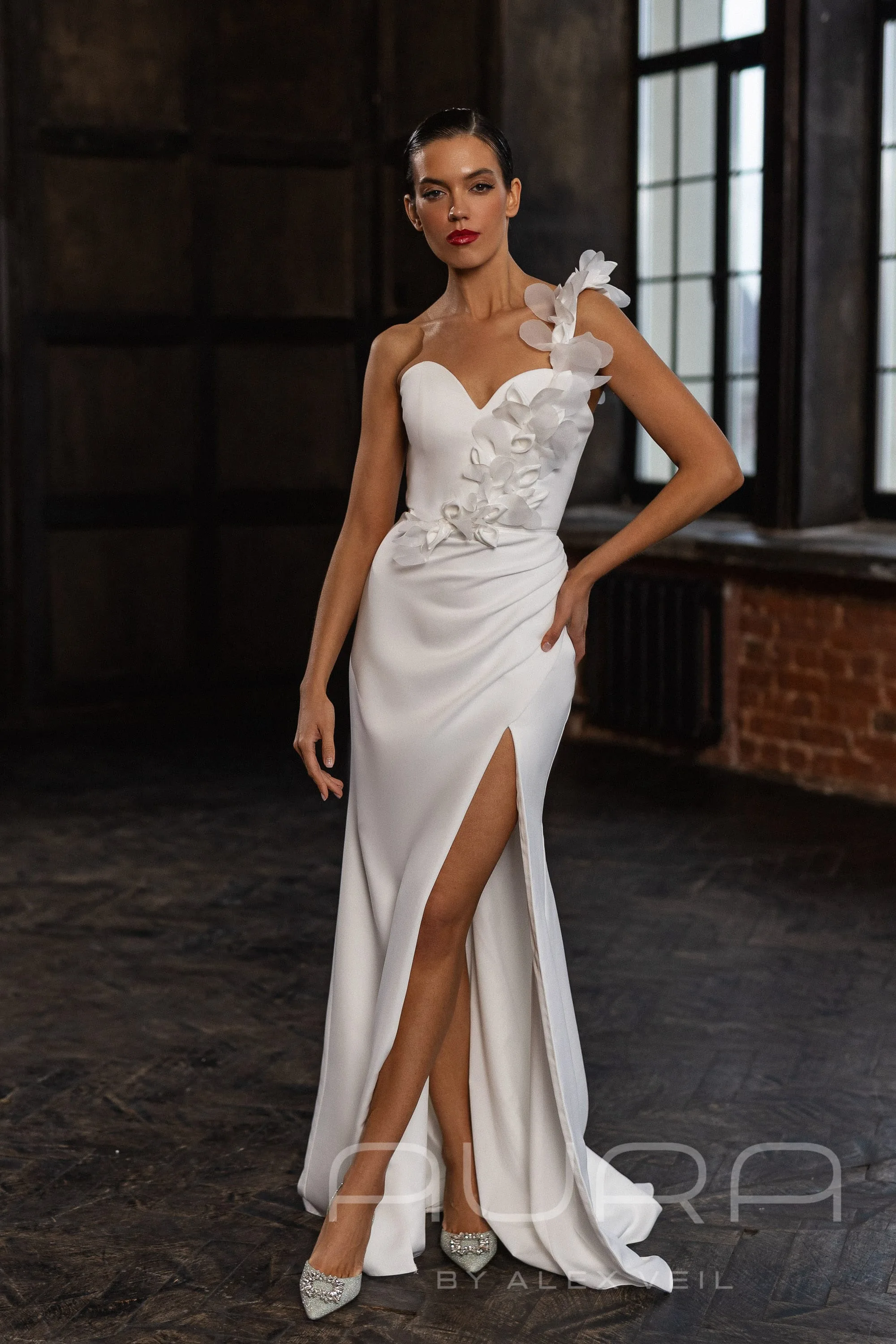 Свадебное платье ‘Ivonne’ • Коллекция Muse • AlexVeil Bridal Ivonne — изображение 1