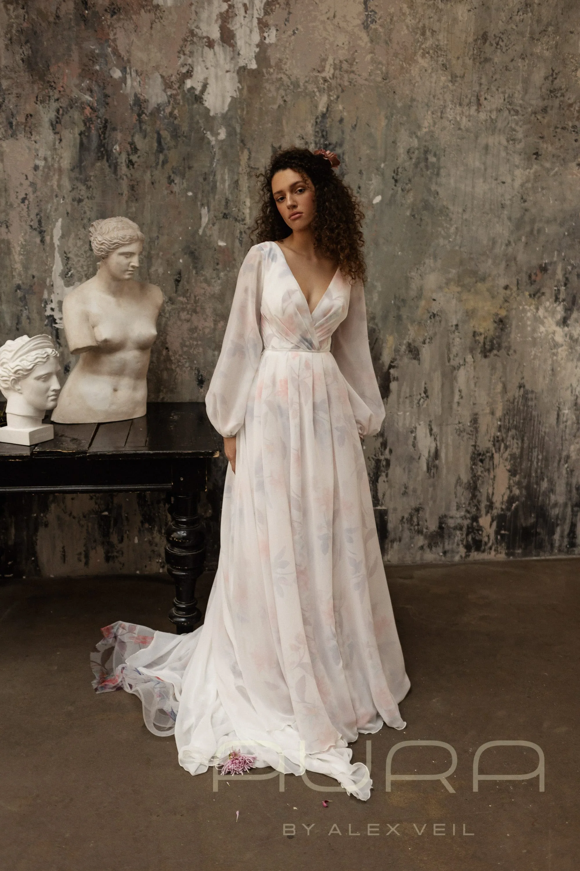 Свадебное платье ‘Marlene’ • Коллекция Magic Blossom • AlexVeil Bridal Marlene — изображение 1