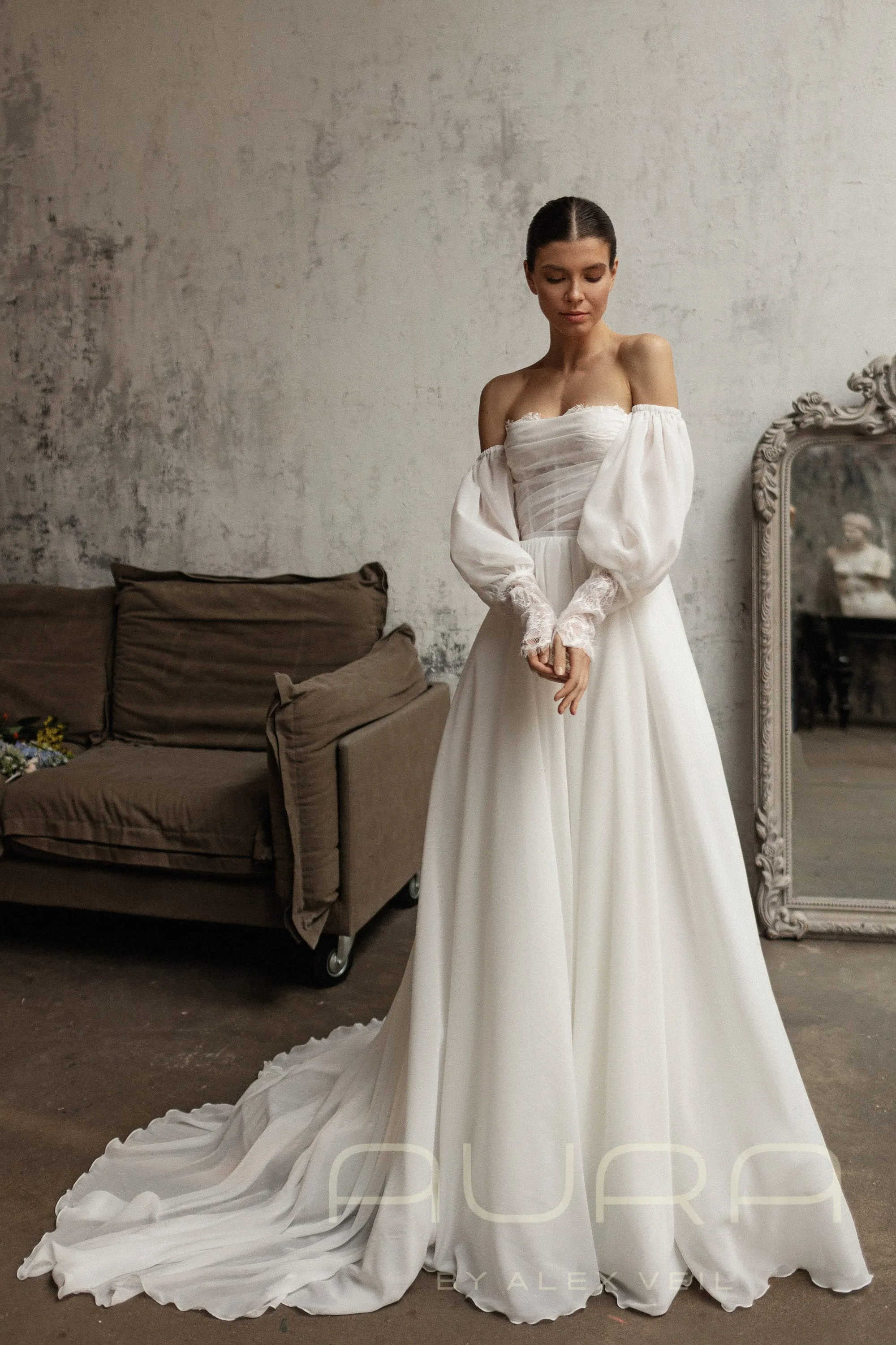 Свадебное платье ‘Monroe’ • Коллекция Magic Blossom • AlexVeil Bridal Monroe — изображение 1