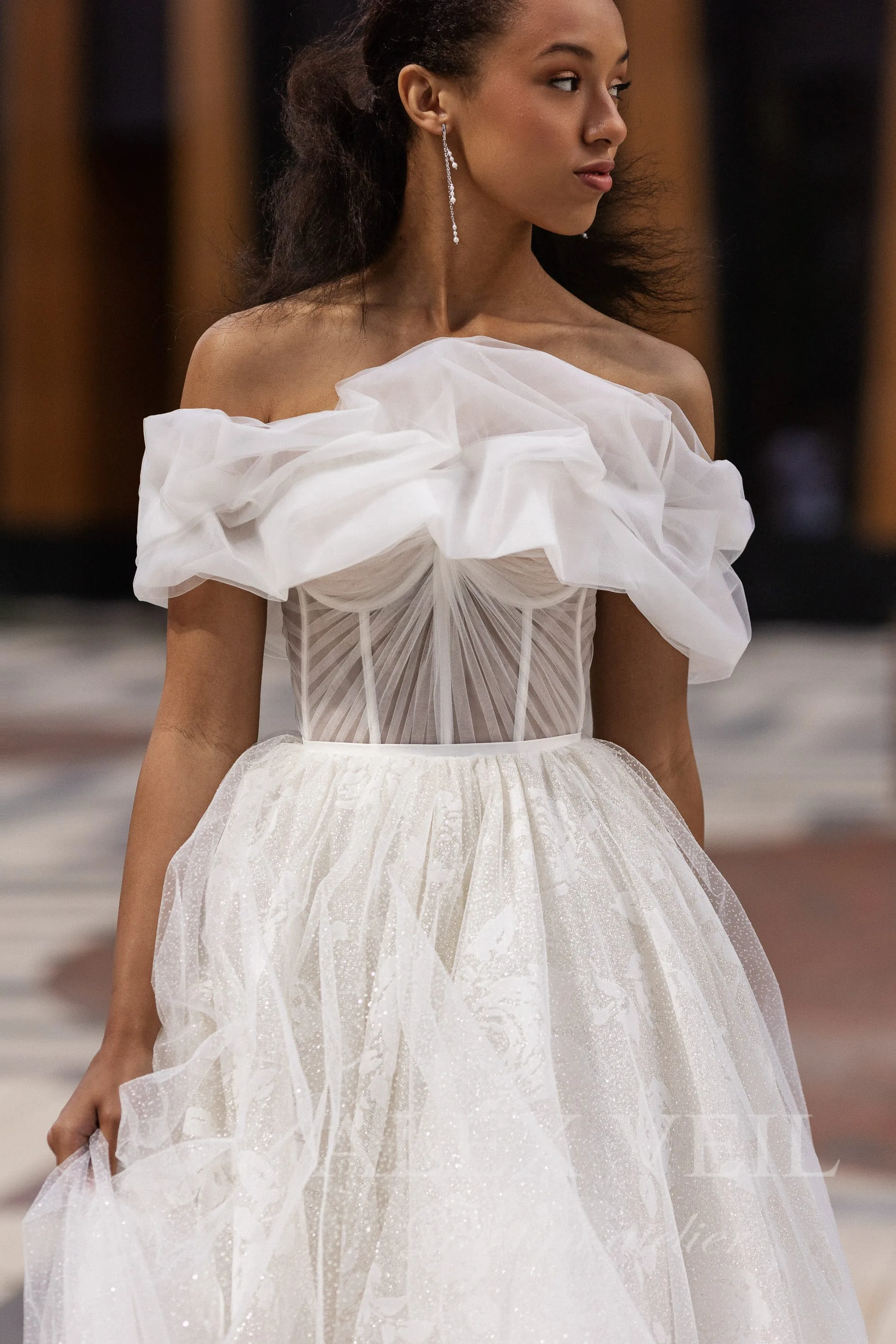 Свадебное платье ‘Neyana’ • Коллекция Irresistible • AlexVeil Bridal Неяна (Neyana) — изображение 1