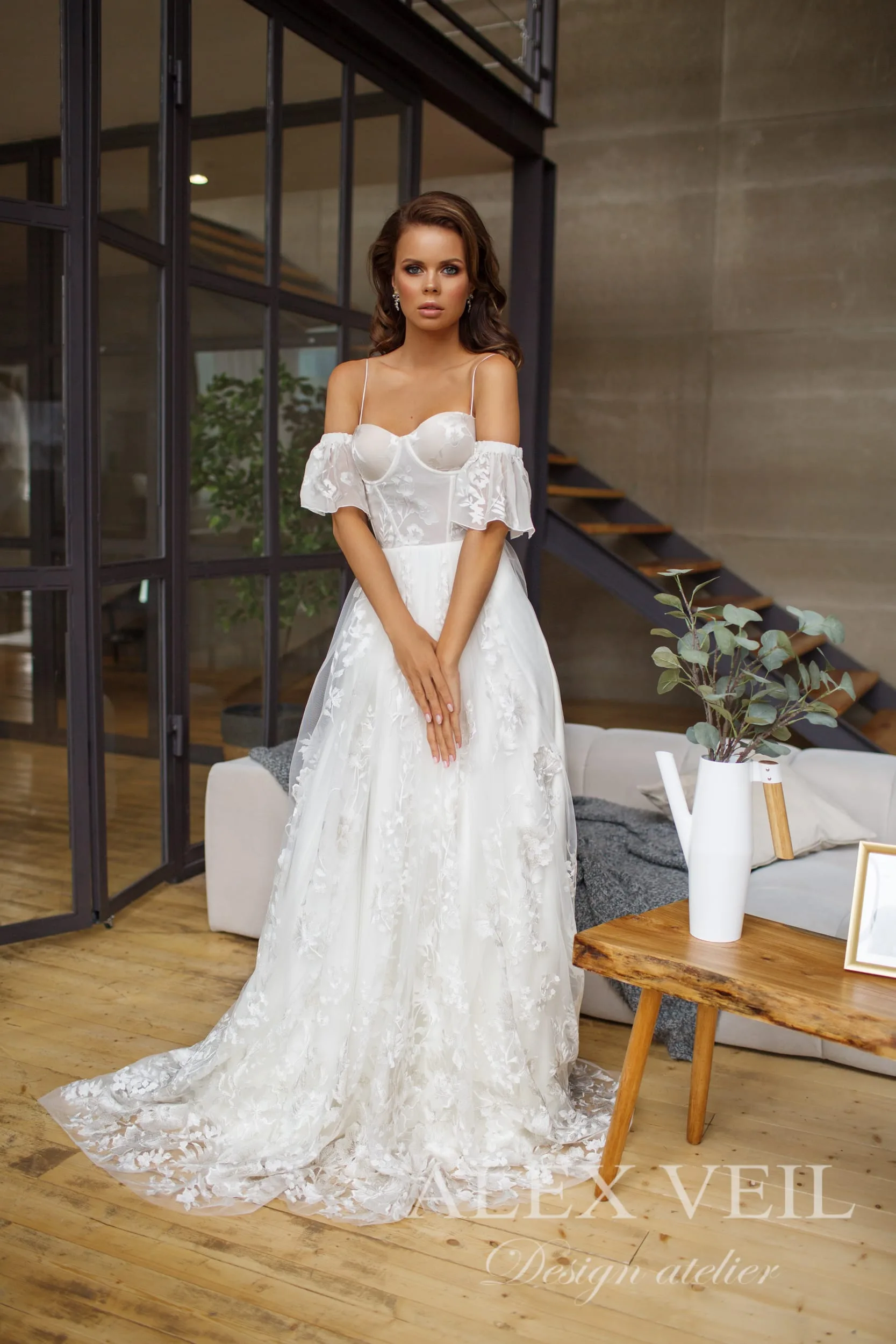 Свадебное платье ‘Nicole’ • Коллекция Euphoria • AlexVeil Bridal Nicole — изображение 1