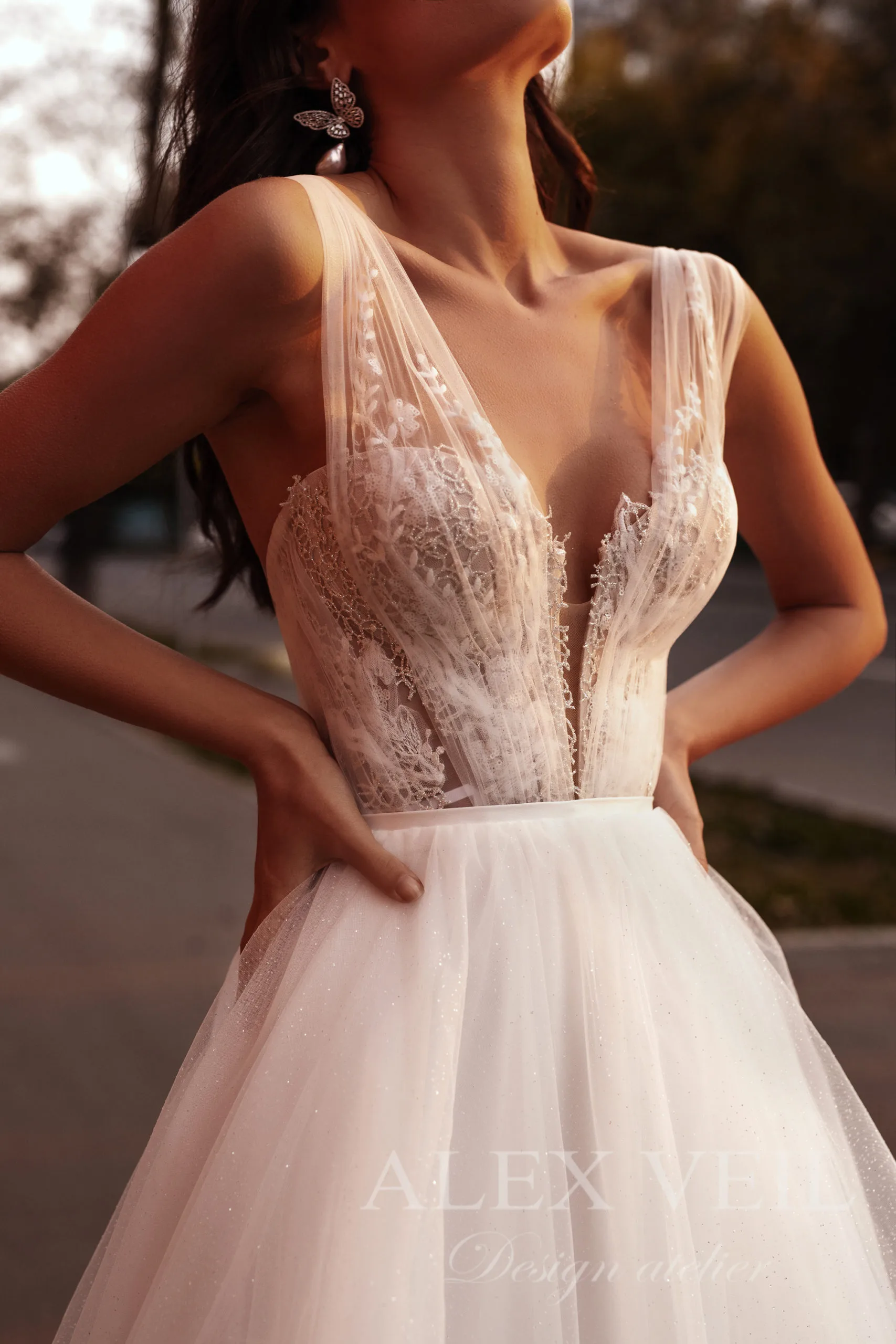 Свадебное платье ‘Opra’ • Коллекция Enigma • AlexVeil Bridal Опра (Opra) — изображение 1