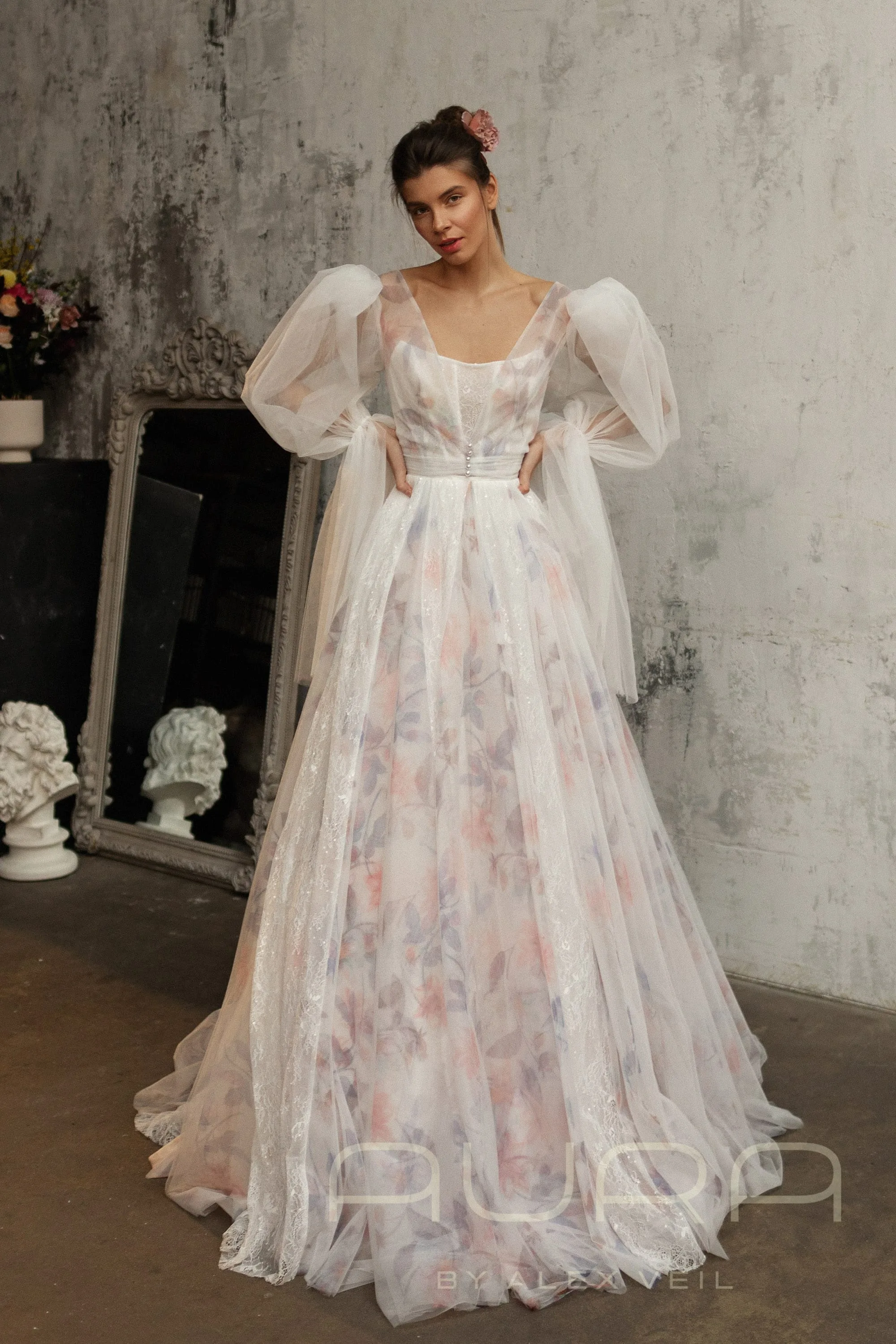 Свадебное платье ‘Roberta’ • Коллекция Magic Blossom • AlexVeil Bridal Роберта (Roberta) — изображение 1