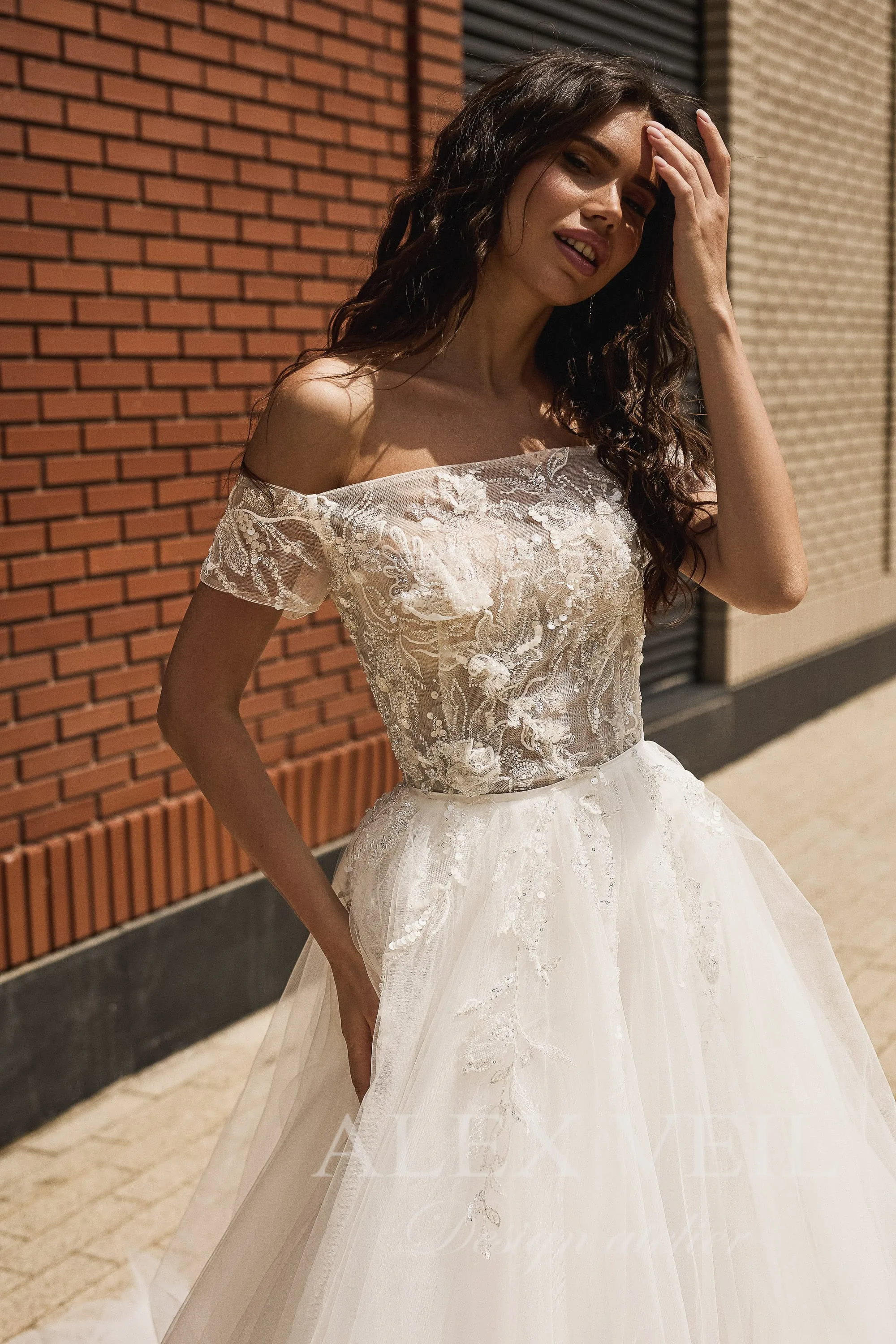 Свадебное платье ‘Theo’ • Коллекция Mystique • AlexVeil Bridal Theo — изображение 1